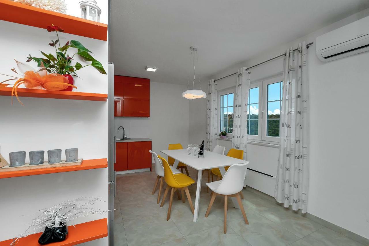 Apartman Jug Makarska Eksteriør billede
